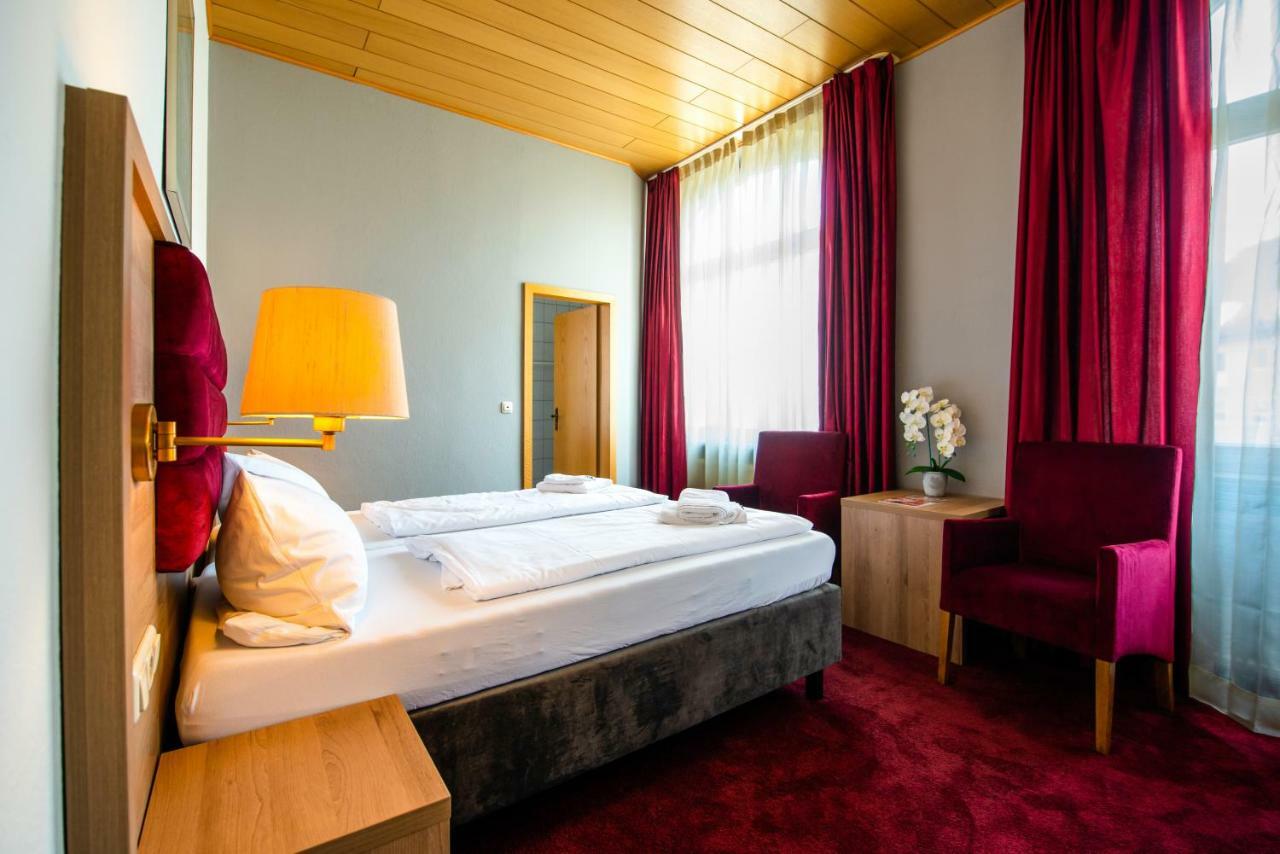 Hotel Fraenkischer Hof Kitzingen Ngoại thất bức ảnh